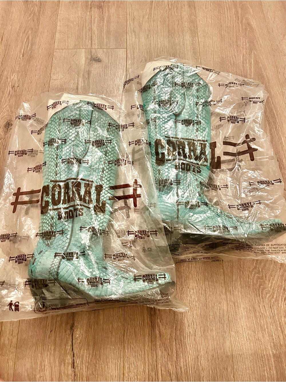 Corral Turquoise Snakeskin Western Knee Boots - Picture 13 of 13